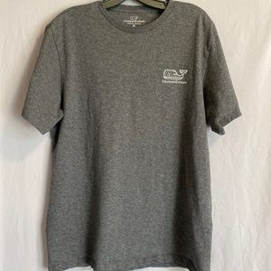 Mens M Vinyard Vines tshirt